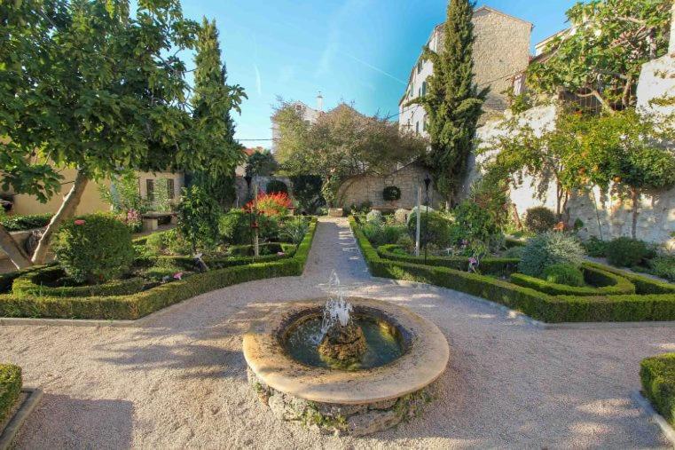 Providenca Residence شيبينيك المظهر الخارجي الصورة